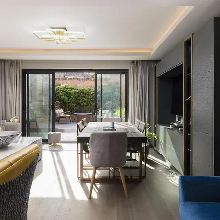 Quadrant House 펜션